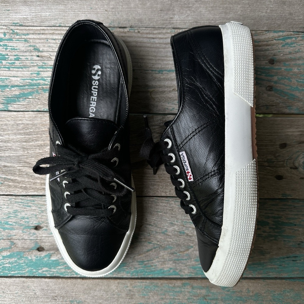 Superga Black Leather Lace Up Sneakers Men's 7 or Women's 8.5 EU 37.5 Casual